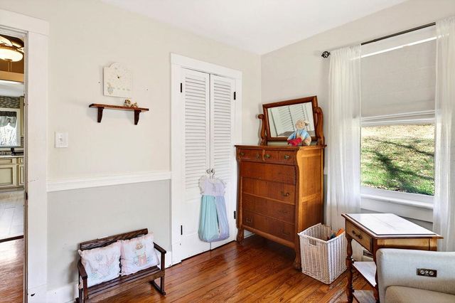 1521 CHURCHVILLE AVE, Staunton, VA 24401