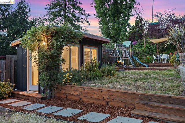 4546 Virginia Ave, Oakland, CA 94619