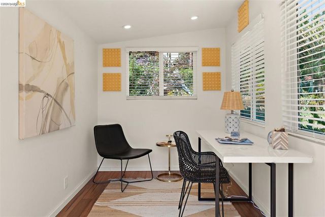 4546 Virginia Ave, Oakland, CA 94619