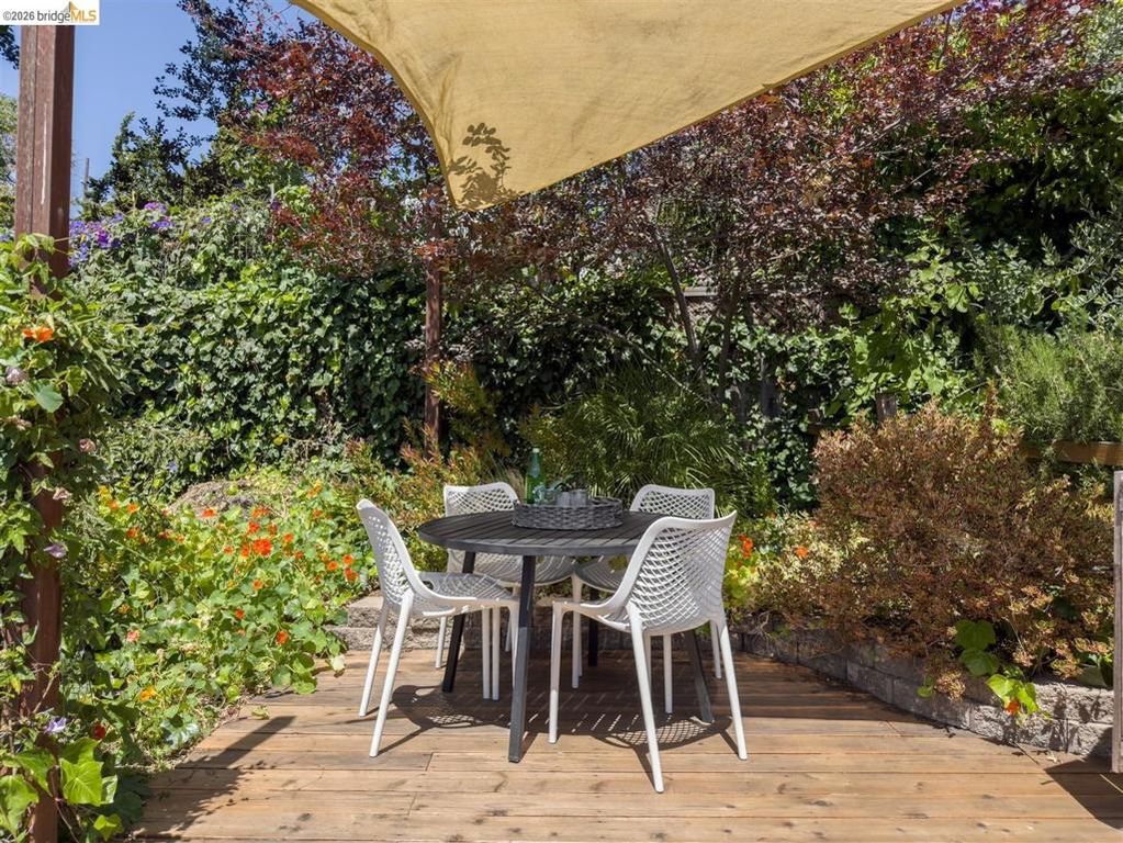 Image 31 of property listing at 4546 Virginia Ave, Oakland, CA 94619
