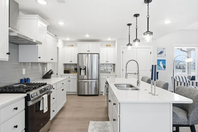 5801 HARVEST LEAF DR, Columbia, MO 65202