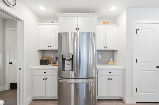 5801 HARVEST LEAF DR, Columbia, MO 65202