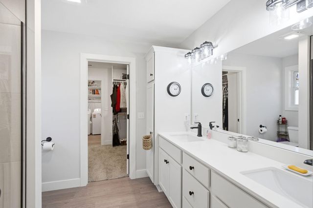 5801 HARVEST LEAF DR, Columbia, MO 65202