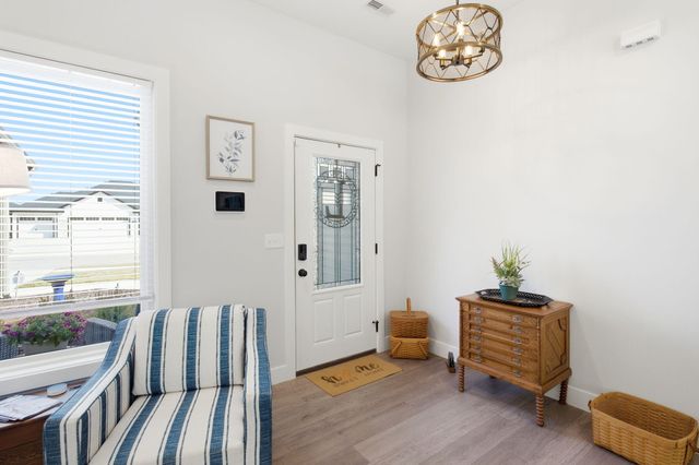 5801 HARVEST LEAF DR, Columbia, MO 65202