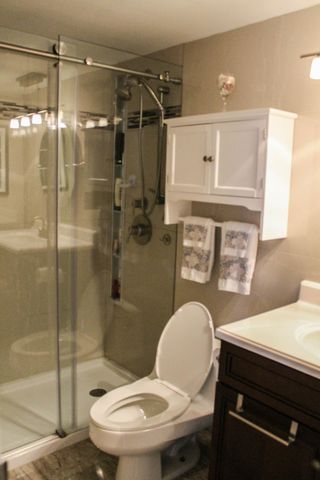 1830 Embassy Drive 411, West Palm Beach, FL 33401