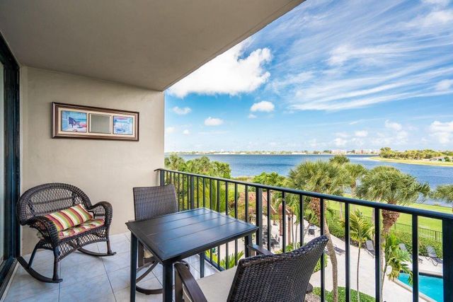 1830 Embassy Drive 411, West Palm Beach, FL 33401