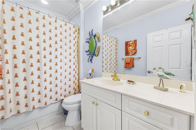 451 Bayfront PL # 5503, Naples, FL 34102