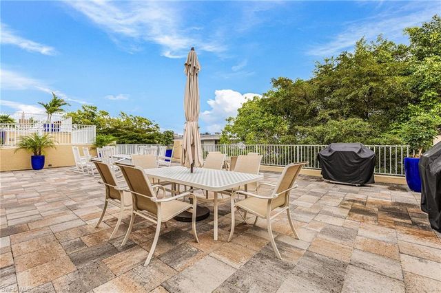 451 Bayfront PL # 5503, Naples, FL 34102