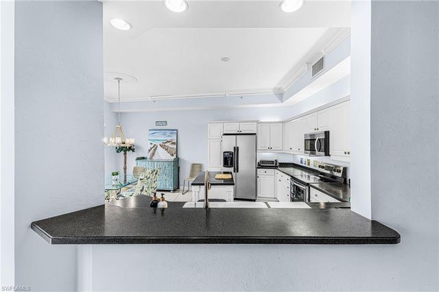 451 Bayfront PL # 5503, Naples, FL 34102