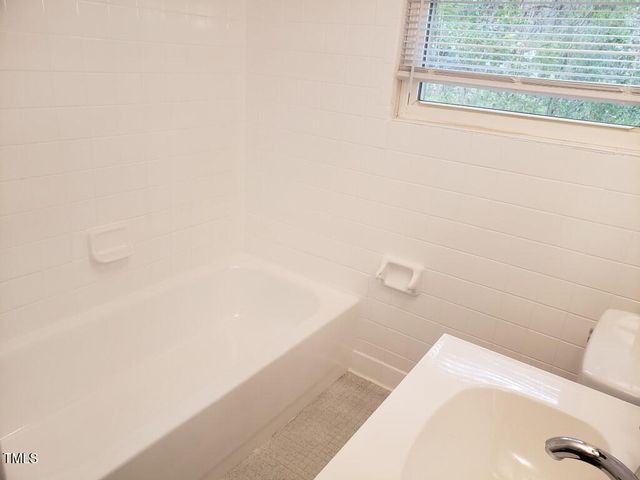 2421 Dearborn Drive, Durham, NC 27704