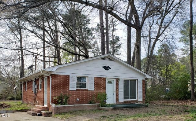 2421 Dearborn Drive, Durham, NC 27704