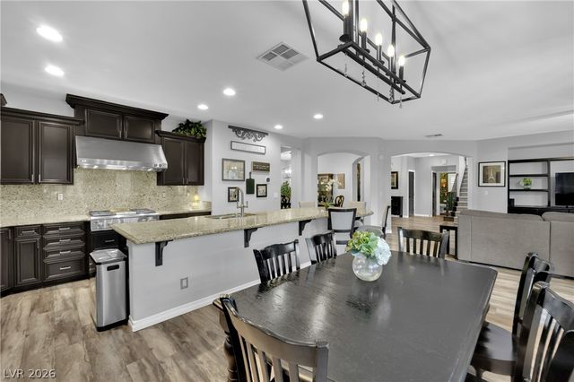 7466 Desertscape Avenue, Las Vegas, NV 89178