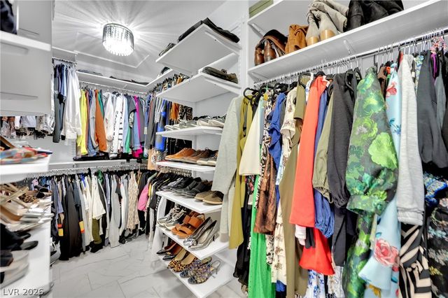 7466 Desertscape Avenue, Las Vegas, NV 89178