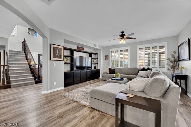 7466 Desertscape Avenue, Las Vegas, NV 89178