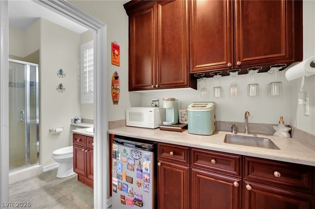 7466 Desertscape Avenue, Las Vegas, NV 89178