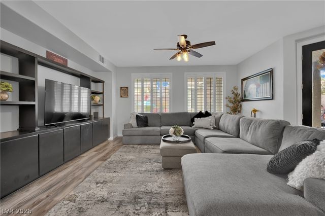 7466 Desertscape Avenue, Las Vegas, NV 89178