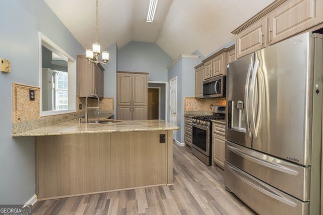 230 Hidden Brook Trail, Fayetteville, GA 30215