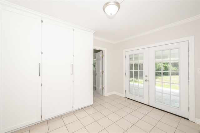 709 Inwood Drive, Bryan, TX 77802