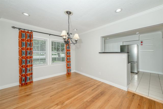 709 Inwood Drive, Bryan, TX 77802