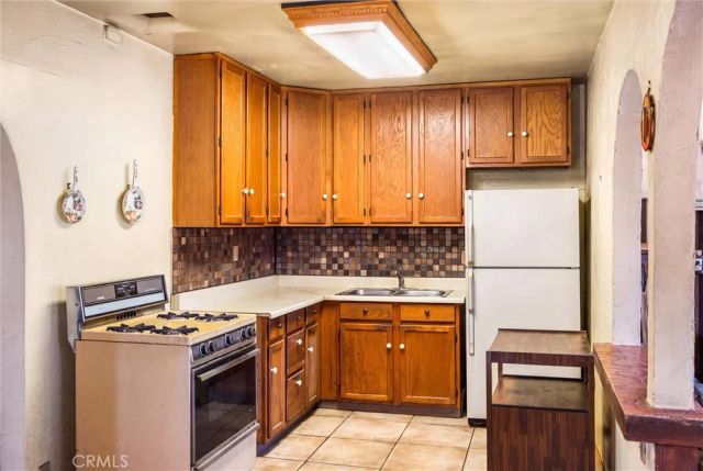 16636 E Masline, Covina, CA 91722