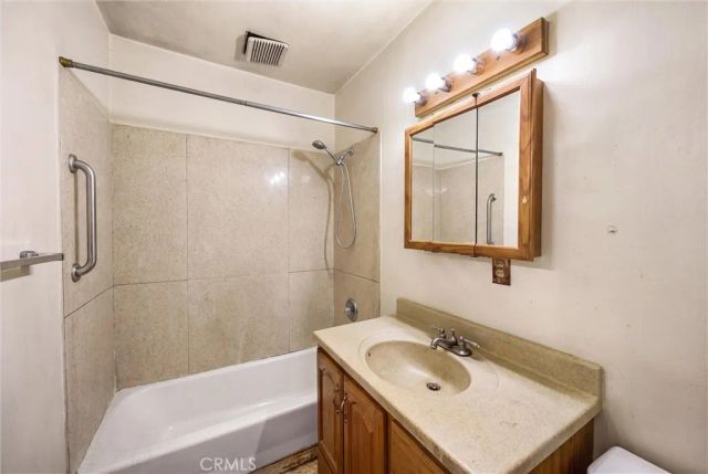 16636 E Masline, Covina, CA 91722