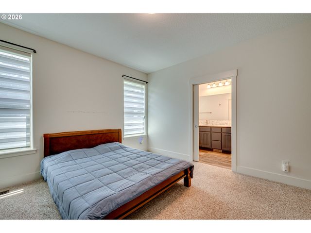 3801 N 5TH Way, Ridgefield, WA 98642