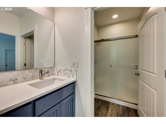 3801 N 5TH Way, Ridgefield, WA 98642