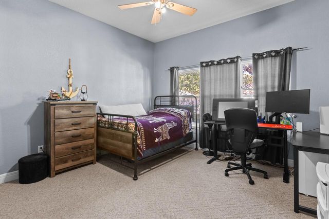 150 Nathan Drive, Hollister, MO 65672