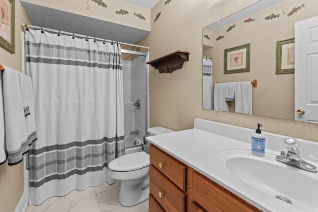 150 Nathan Drive, Hollister, MO 65672