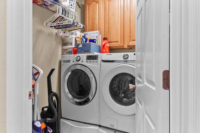 150 Nathan Drive, Hollister, MO 65672