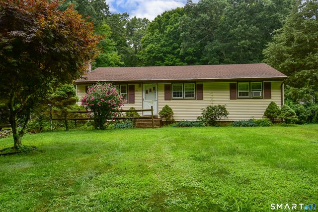 150 Baxter Street, Tolland, CT 06084