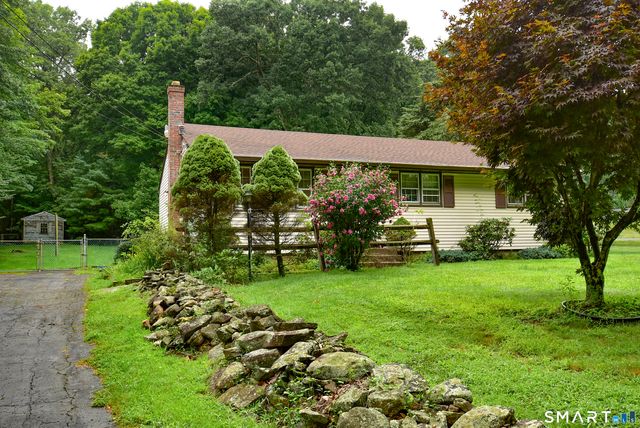 150 Baxter Street, Tolland, CT 06084