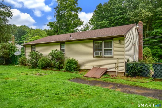 150 Baxter Street, Tolland, CT 06084