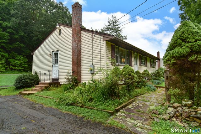 150 Baxter Street, Tolland, CT 06084