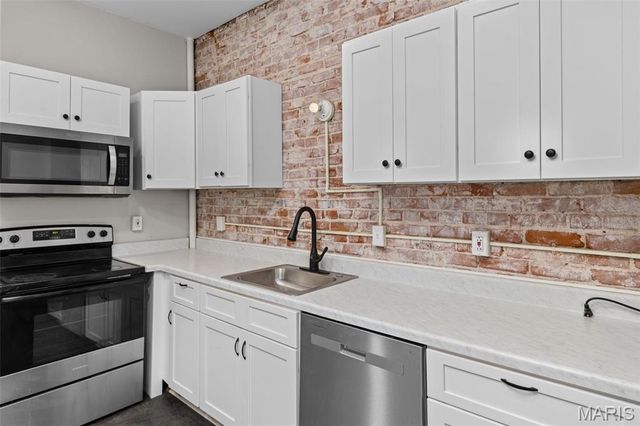 3148 Oregon Avenue, St Louis, MO 63118
