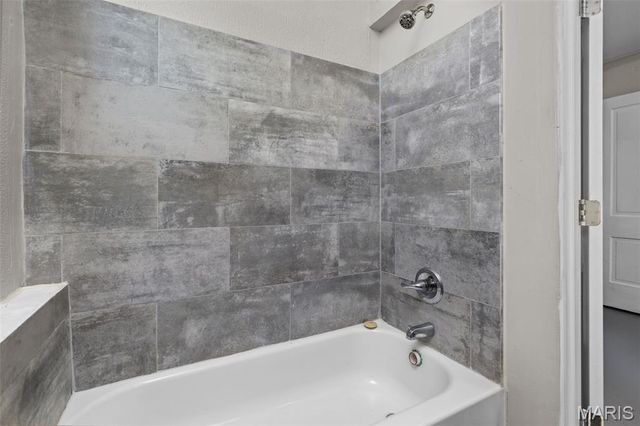 3148 Oregon Avenue, St Louis, MO 63118