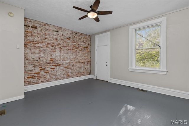 3148 Oregon Avenue, St Louis, MO 63118