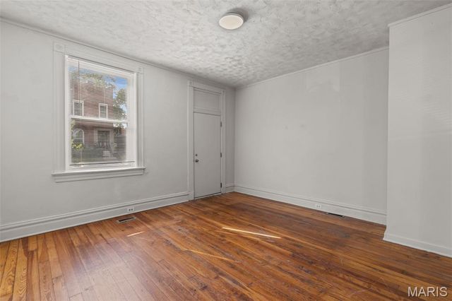 3148 Oregon Avenue, St Louis, MO 63118