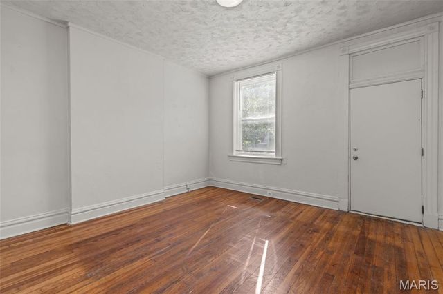 3148 Oregon Avenue, St Louis, MO 63118