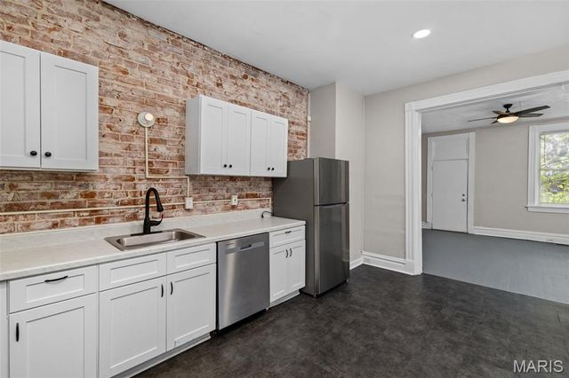 3148 Oregon Avenue, St Louis, MO 63118