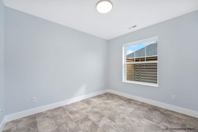 423 SNYDER AVE, Cheyenne, WY 82007