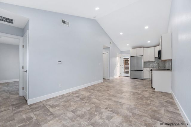 423 SNYDER AVE, Cheyenne, WY 82007