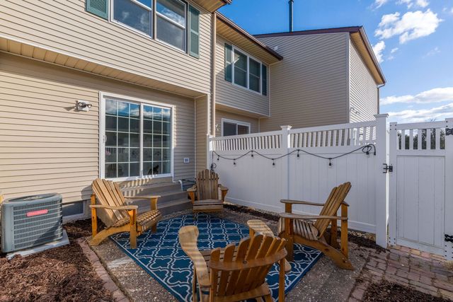 3818 Belle Avenue 0, Davenport, IA 52807