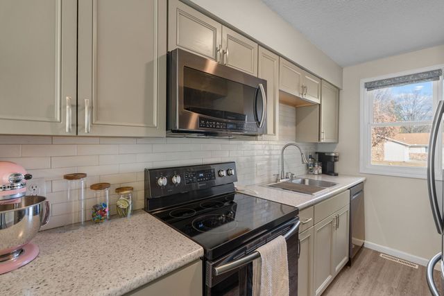 3818 Belle Avenue 0, Davenport, IA 52807