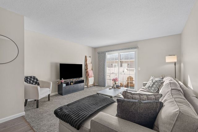 3818 Belle Avenue 0, Davenport, IA 52807