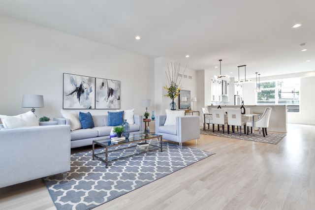 3506 N Central Avenue, Chicago, IL 60634