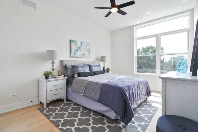 3506 N Central Avenue, Chicago, IL 60634