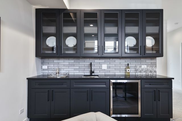 3506 N Central Avenue, Chicago, IL 60634