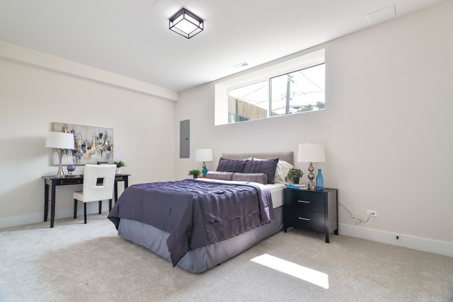 3506 N Central Avenue, Chicago, IL 60634