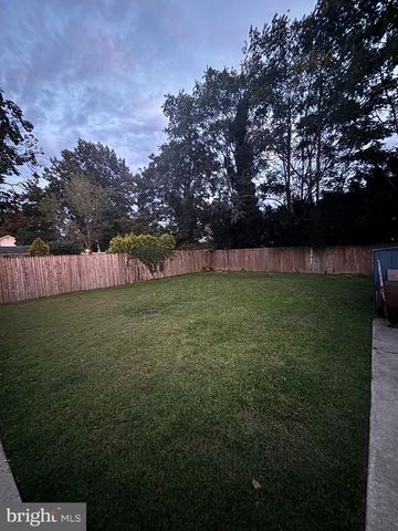 1009 HAMILTON DR, Vineland, NJ 08360